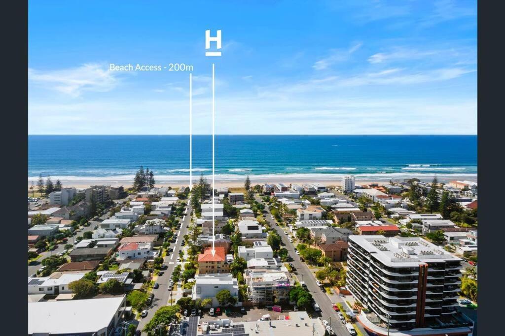 Unit - Steps From The Beach! Sleeps 4. *